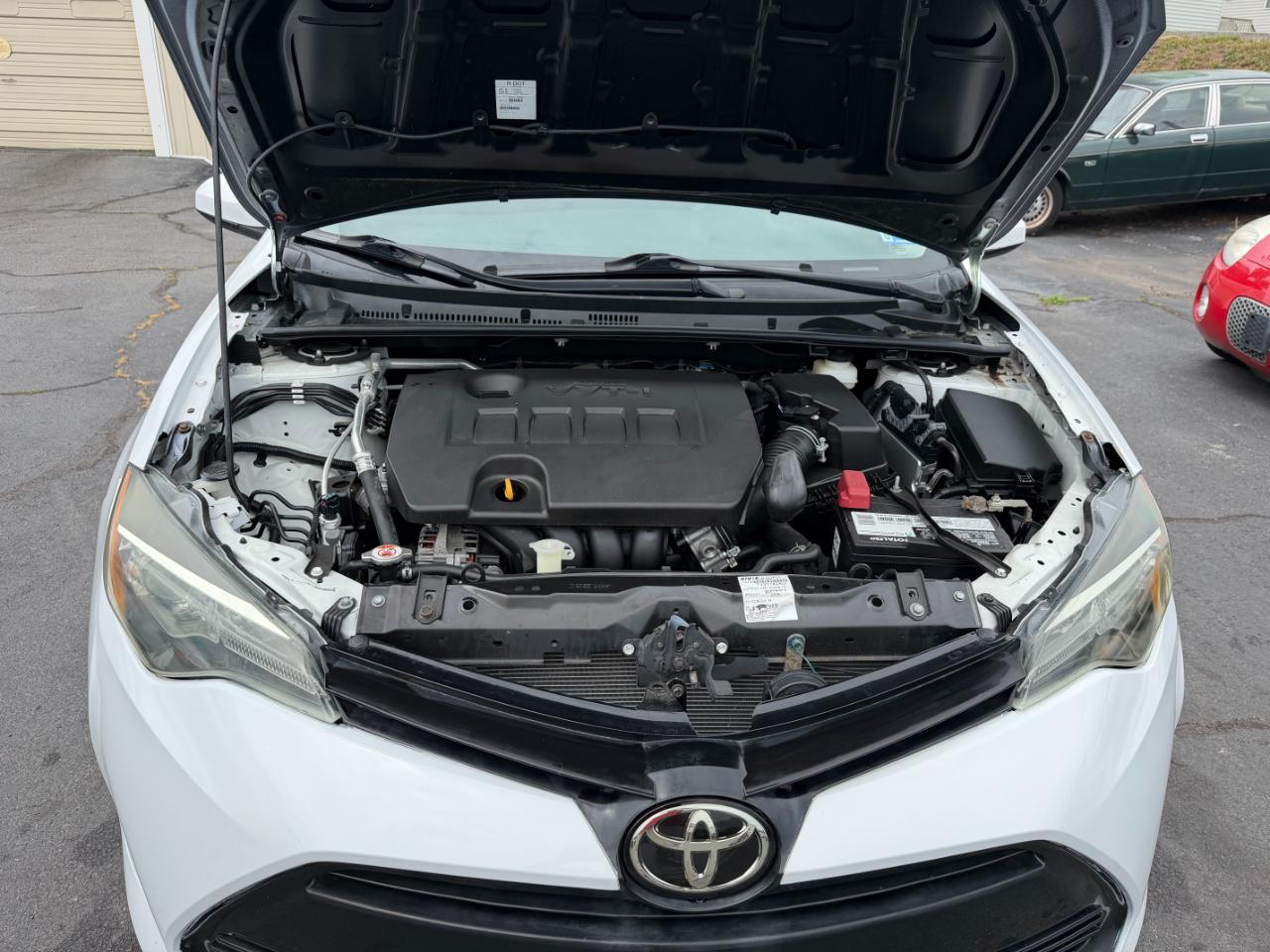 Toyota Corolla LE 4D Sedan 2018
