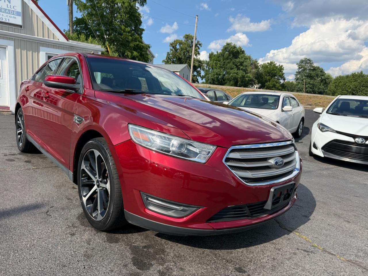 Ford Taurus SEL FWD 2015