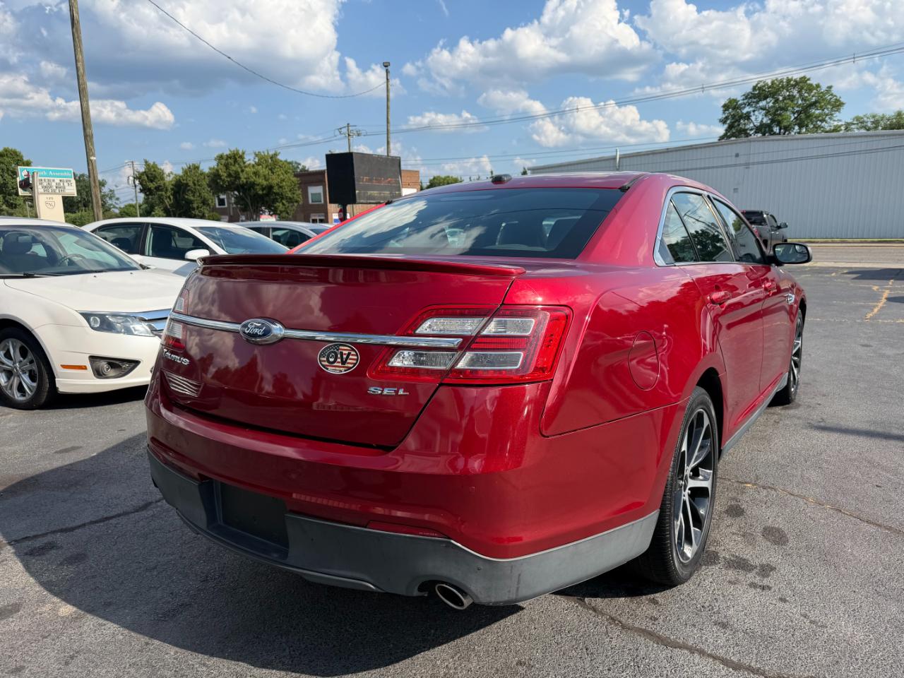 Ford Taurus SEL FWD 2015