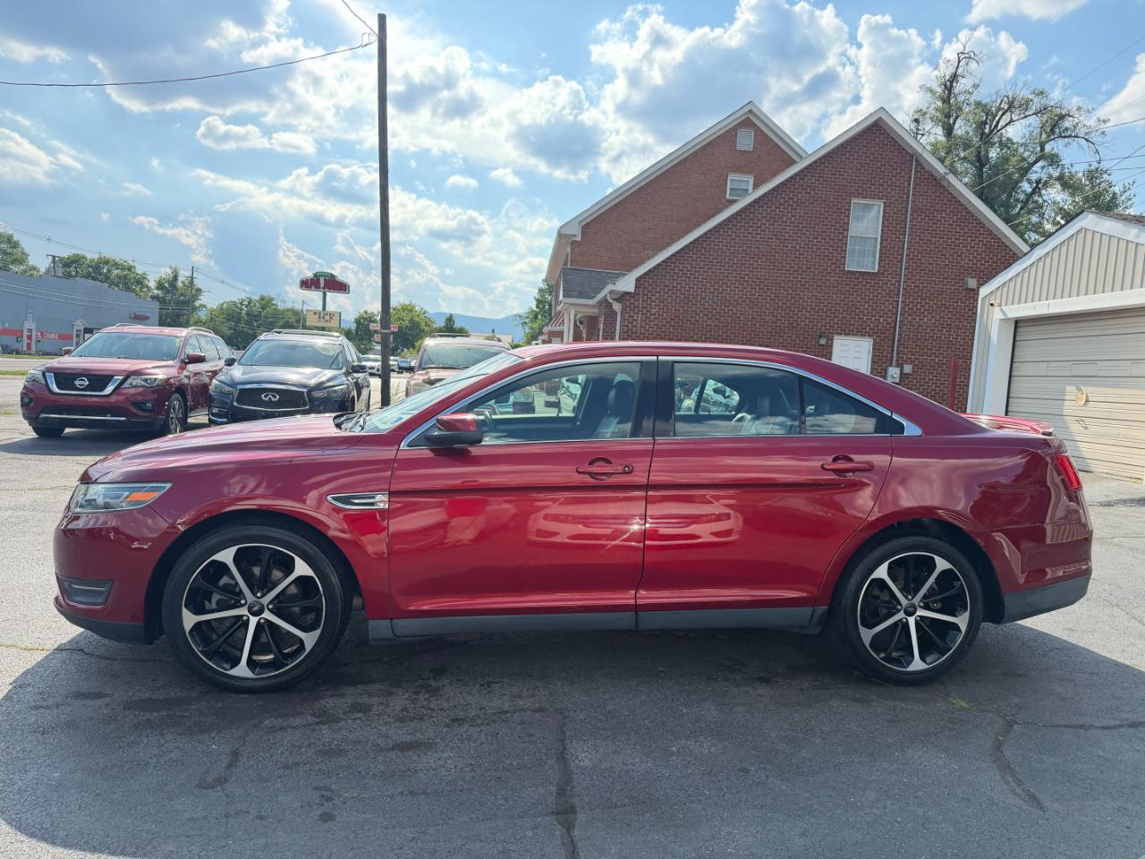 Ford Taurus SEL FWD 2015