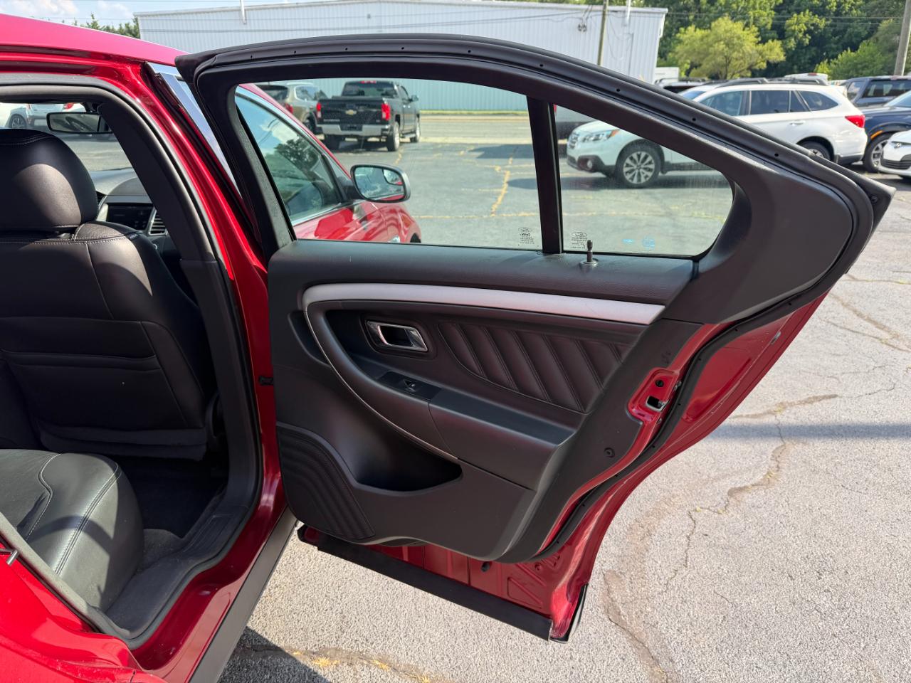 Ford Taurus SEL FWD 2015