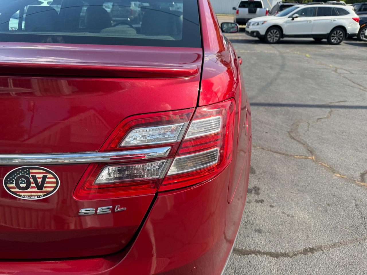 Ford Taurus SEL FWD 2015