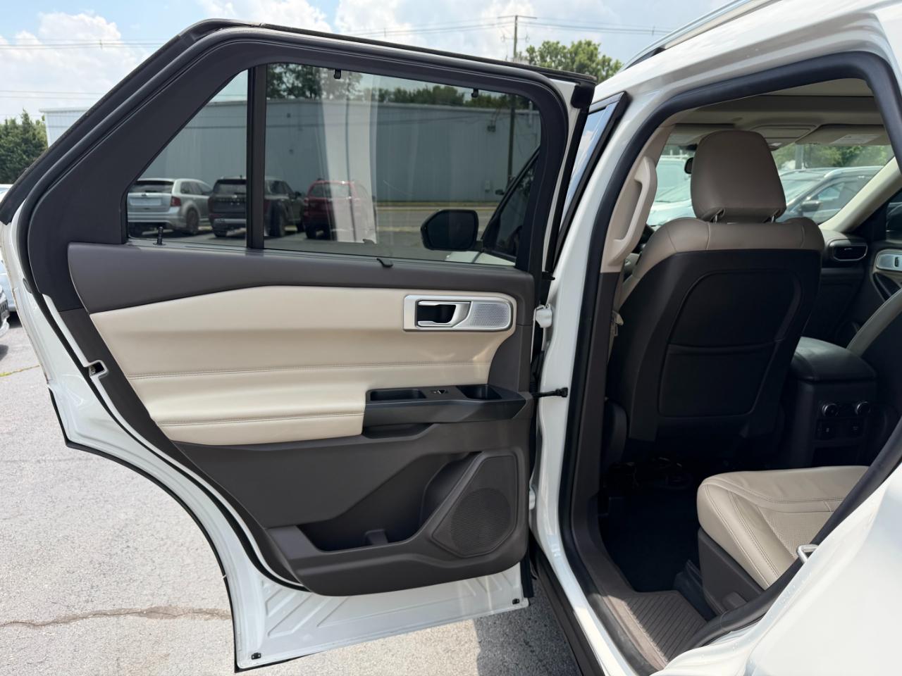 Ford Explorer Platinum AWD 2020