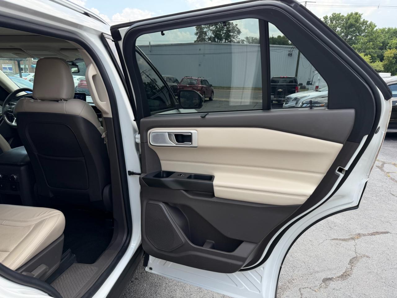 Ford Explorer Platinum AWD 2020
