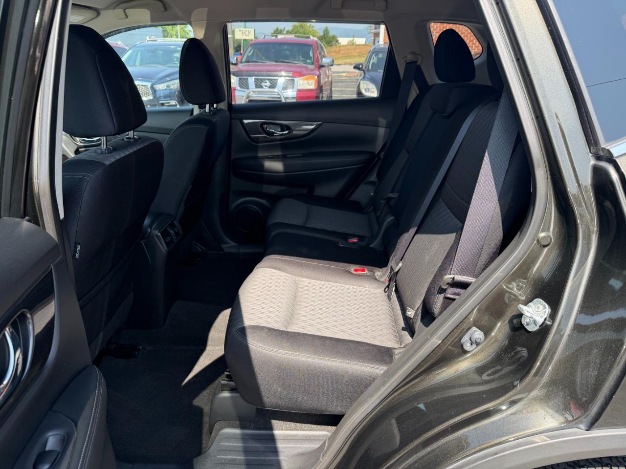 Nissan Rogue SV AWD 2017