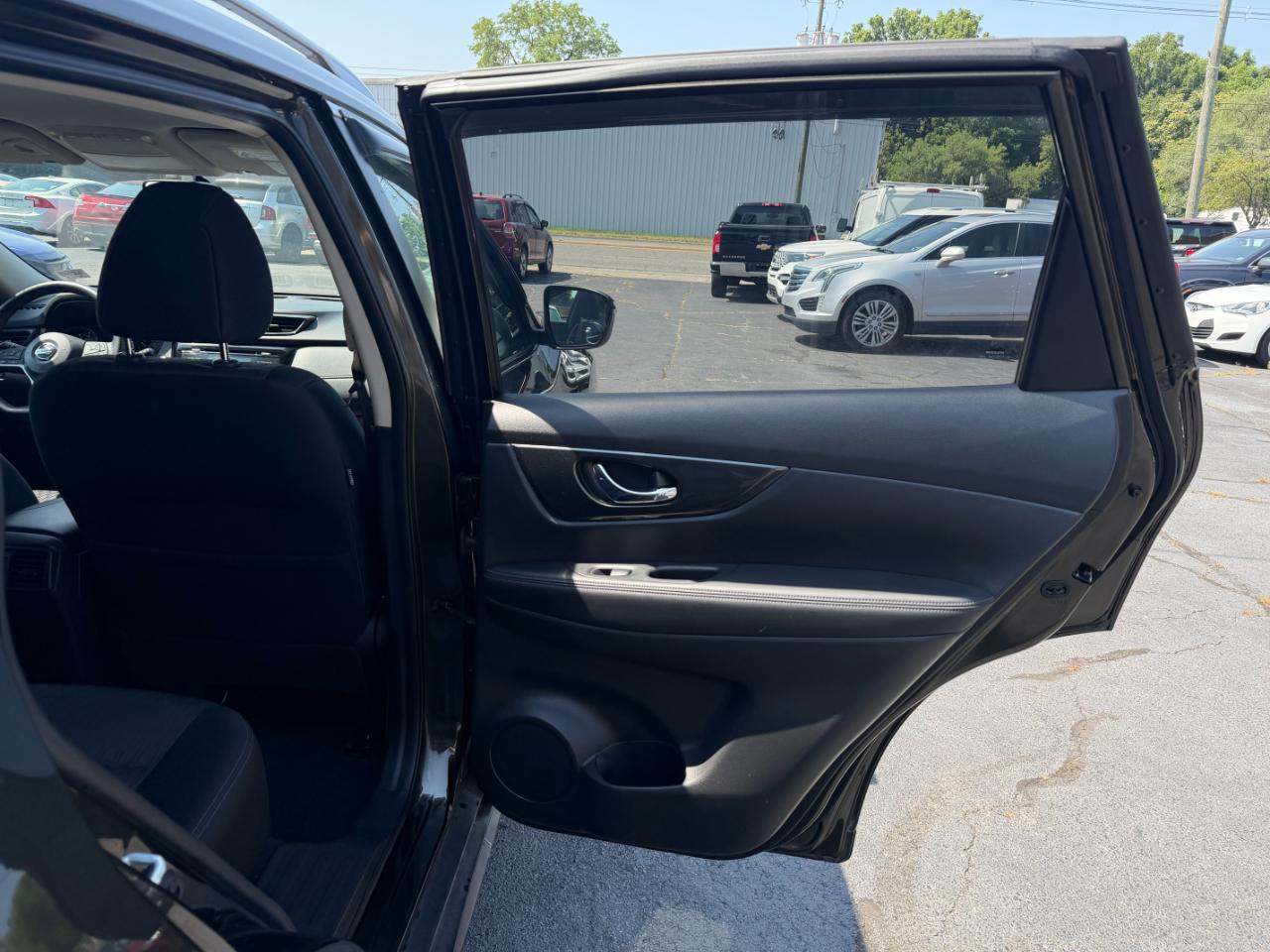 Nissan Rogue SV AWD 2017