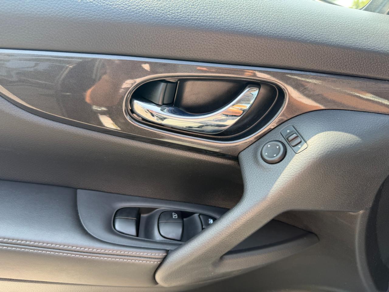 Nissan Rogue SV AWD 2017