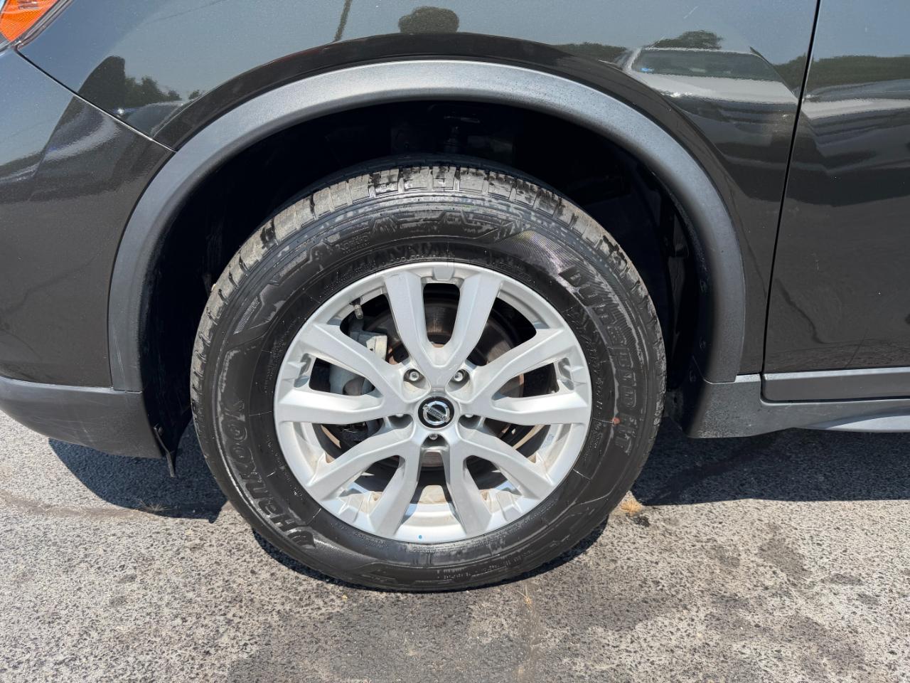 Nissan Rogue SV AWD 2017