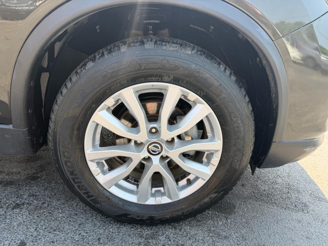 Nissan Rogue SV AWD 2017