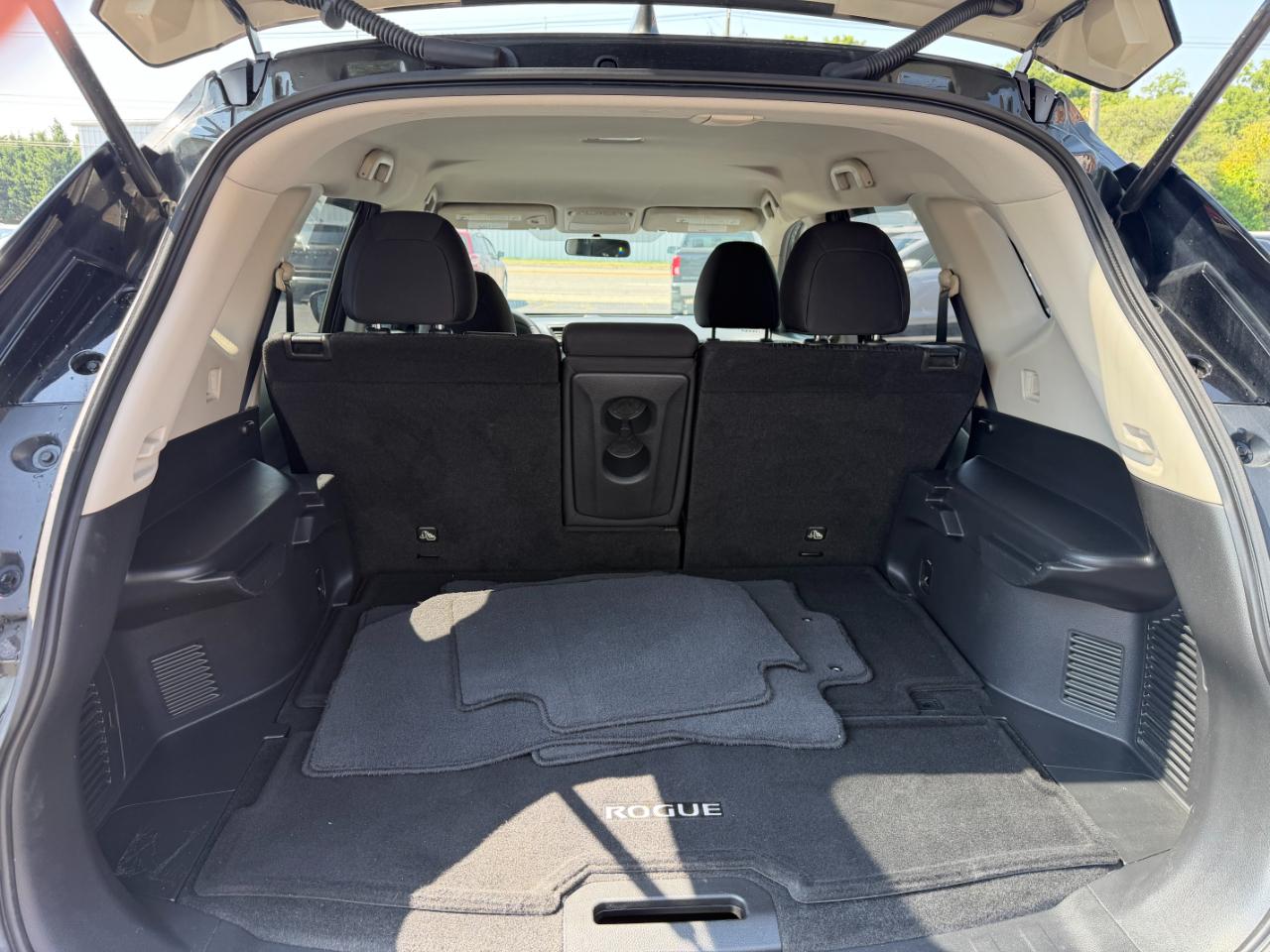 Nissan Rogue SV AWD 2017
