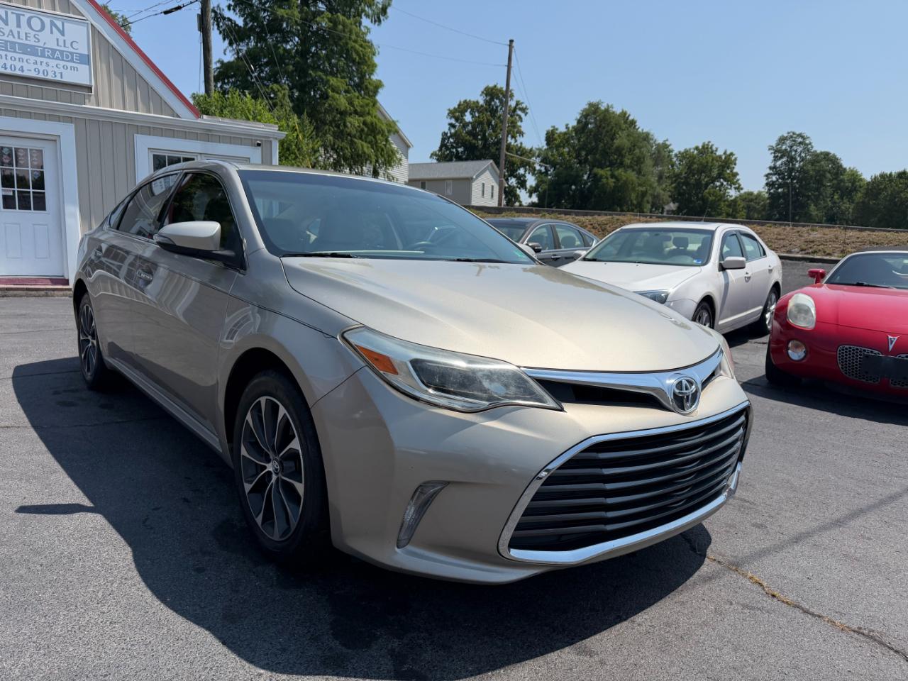 Toyota Avalon XLE 2016