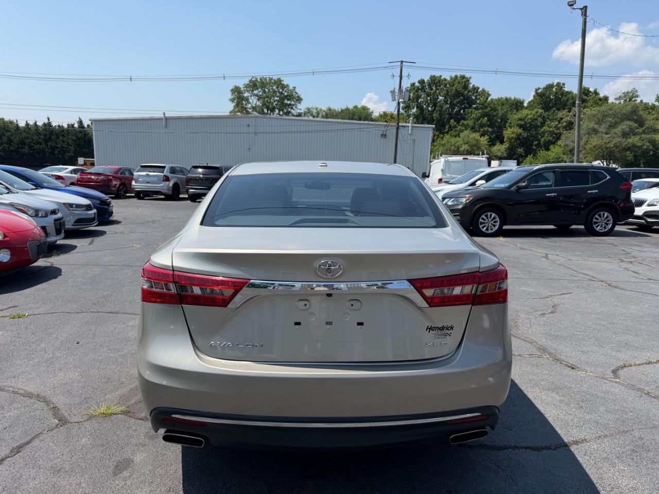 Toyota Avalon XLE 2016