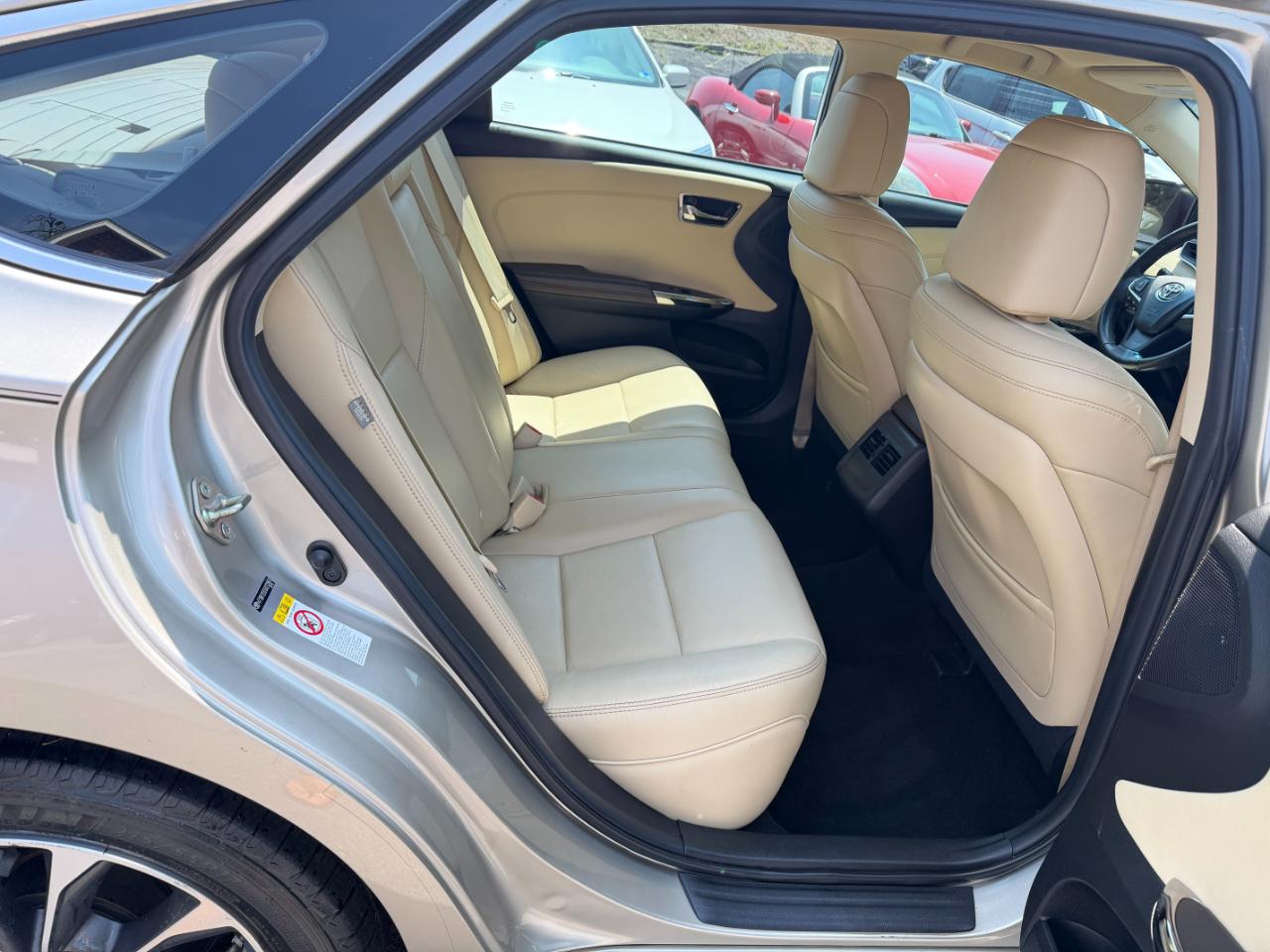 Toyota Avalon XLE 2016