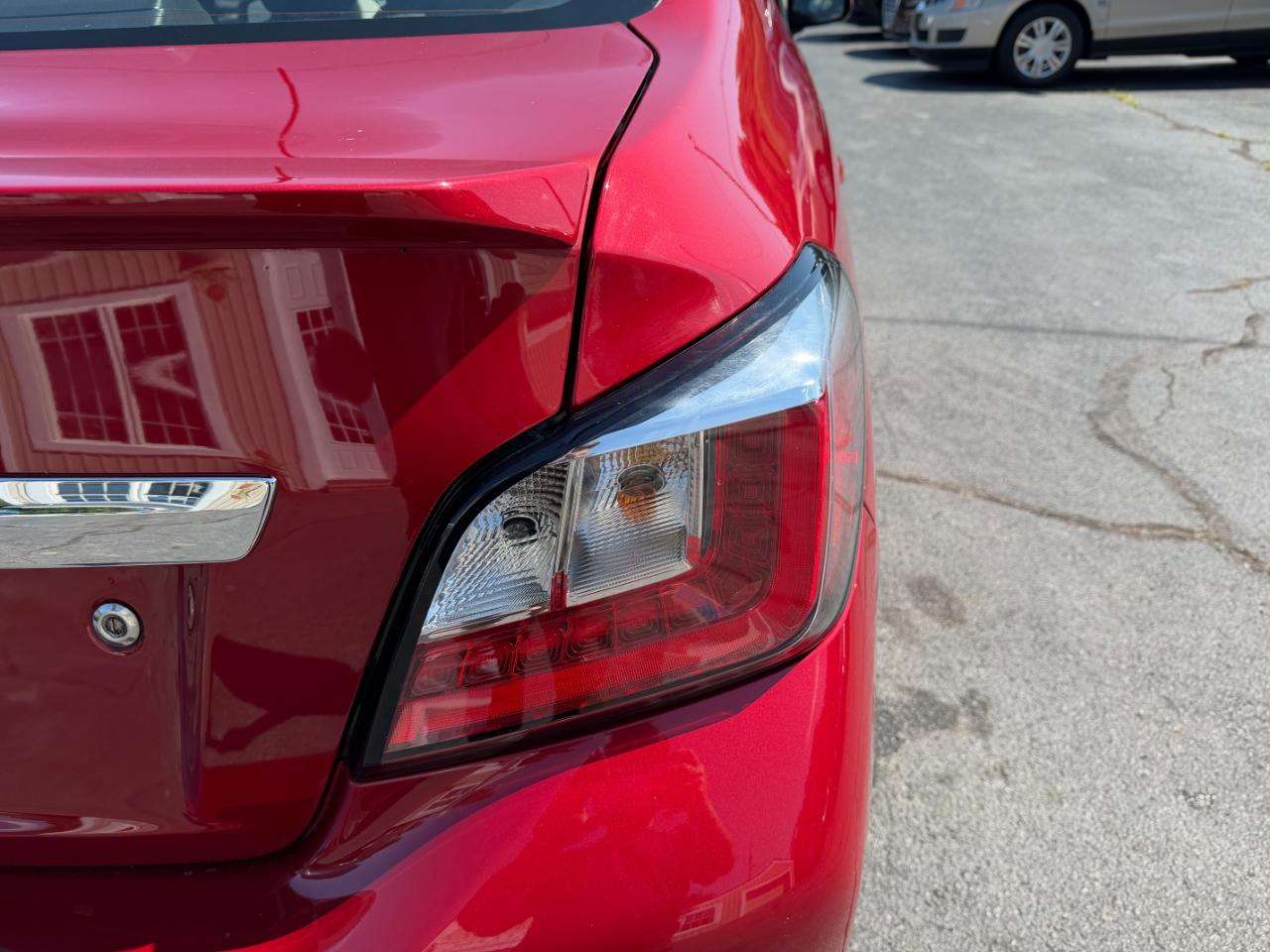 Mitsubishi Mirage G4 ES 2023
