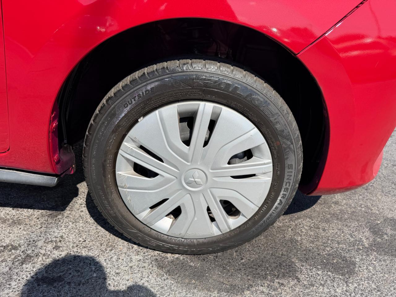 Mitsubishi Mirage G4 ES 2023
