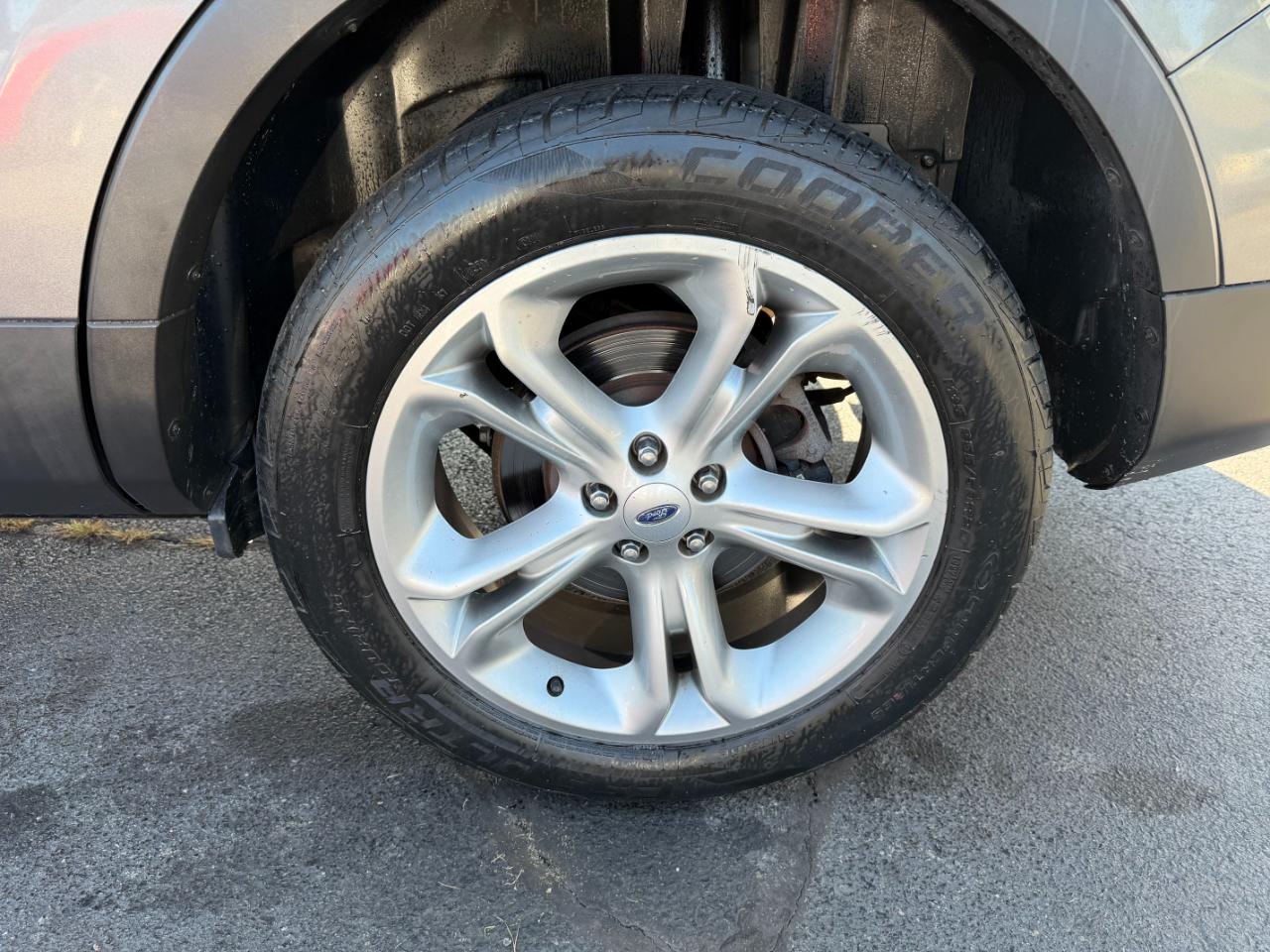 Ford Explorer Limited 4WD 2013