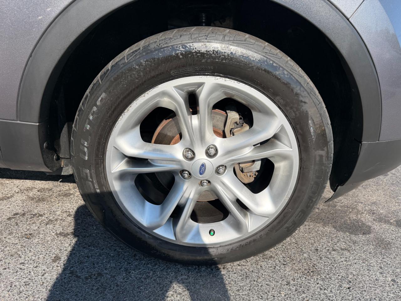 Ford Explorer Limited 4WD 2013