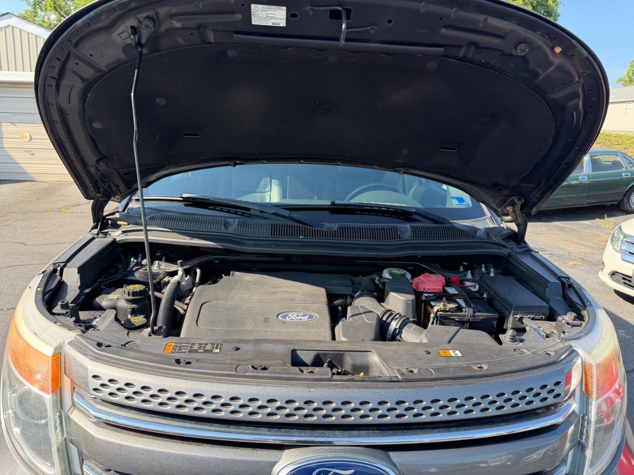 Ford Explorer Limited 4WD 2013
