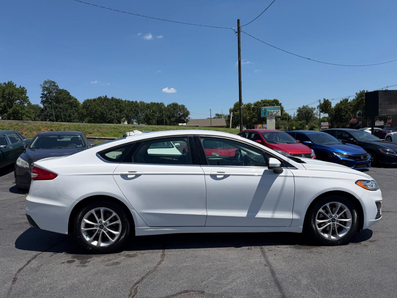 Ford Fusion SE 2020