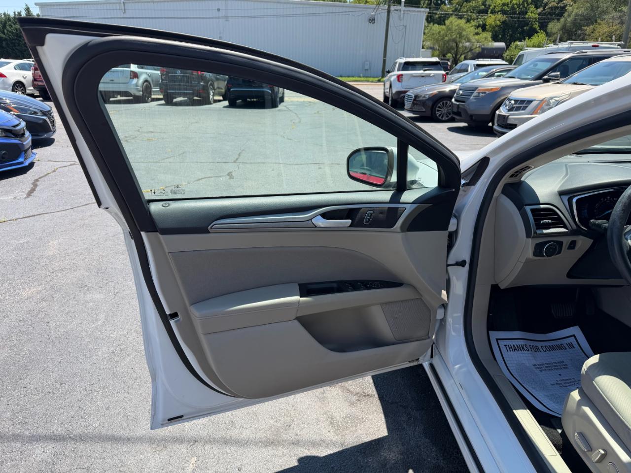 Ford Fusion SE 2020