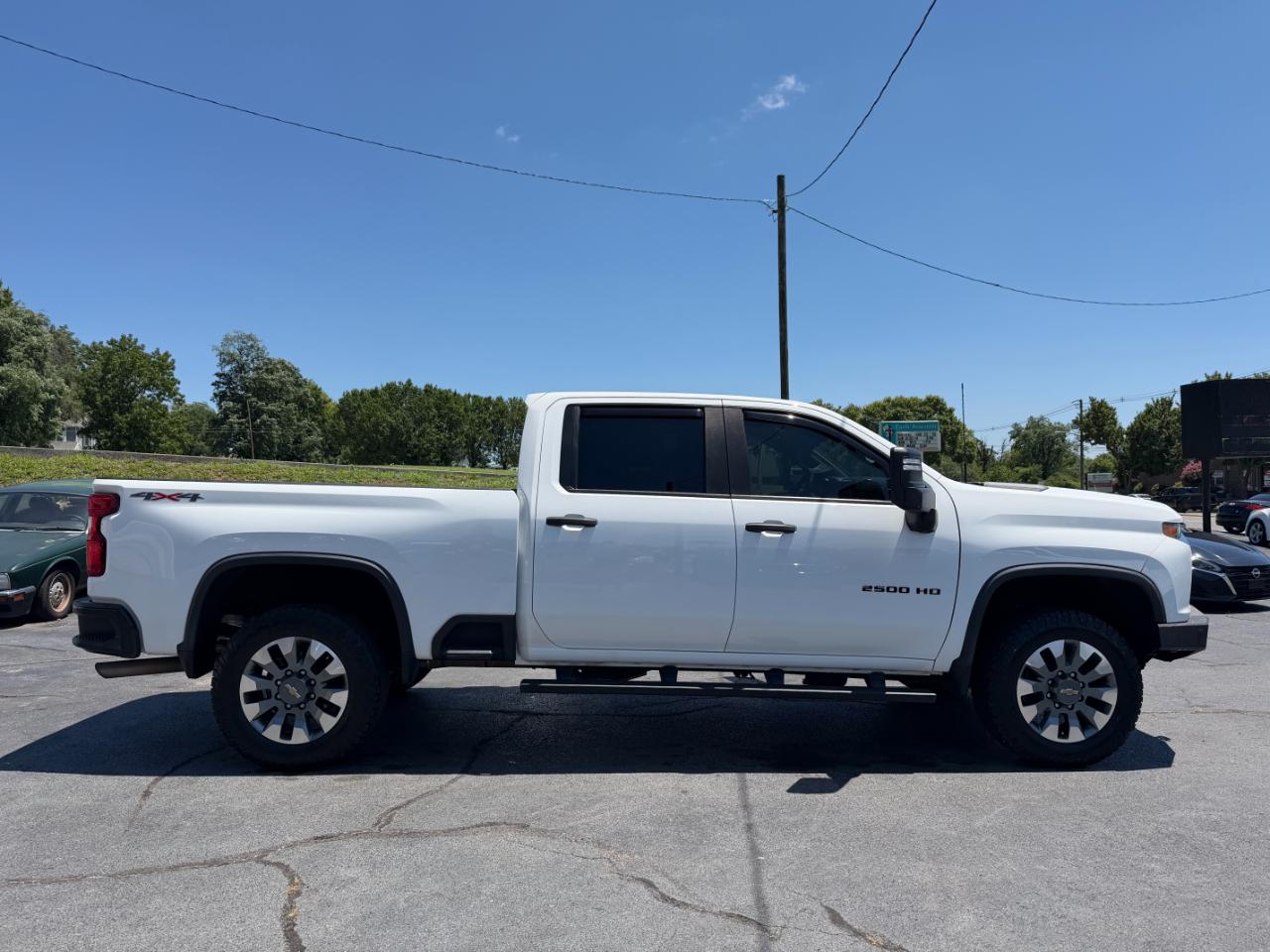 Chevrolet Silverado 2500HD Custom Crew Cab Short Box 4WD 2023