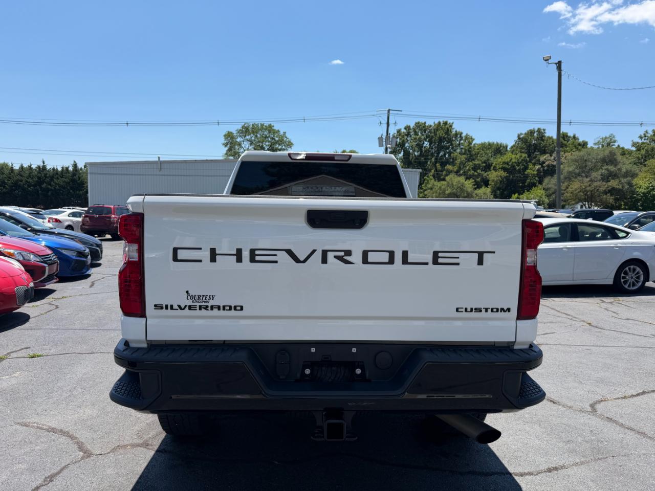 Chevrolet Silverado 2500HD Custom Crew Cab Short Box 4WD 2023