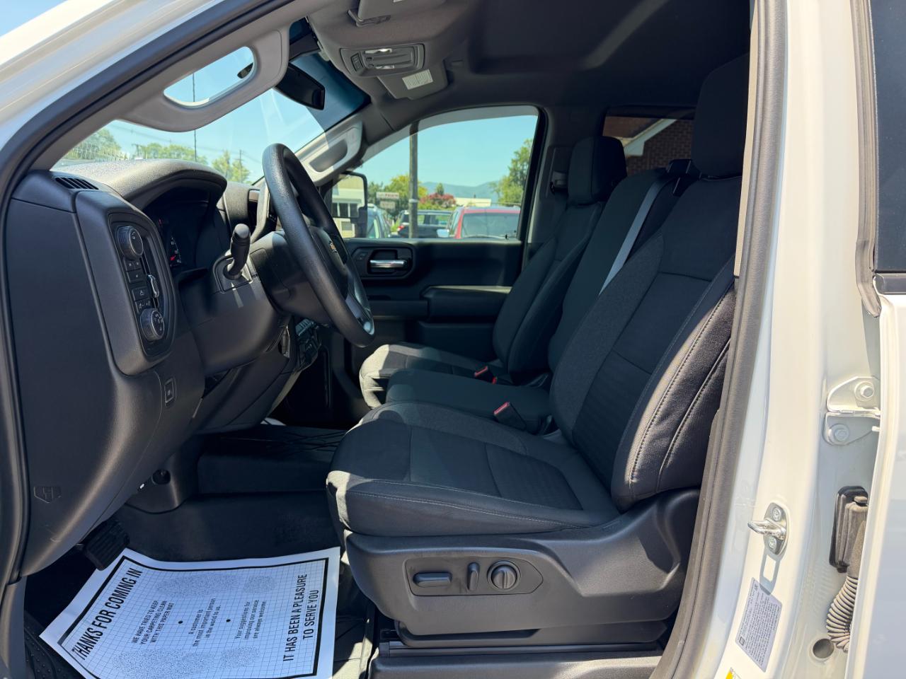 Chevrolet Silverado 2500HD Custom Crew Cab Short Box 4WD 2023