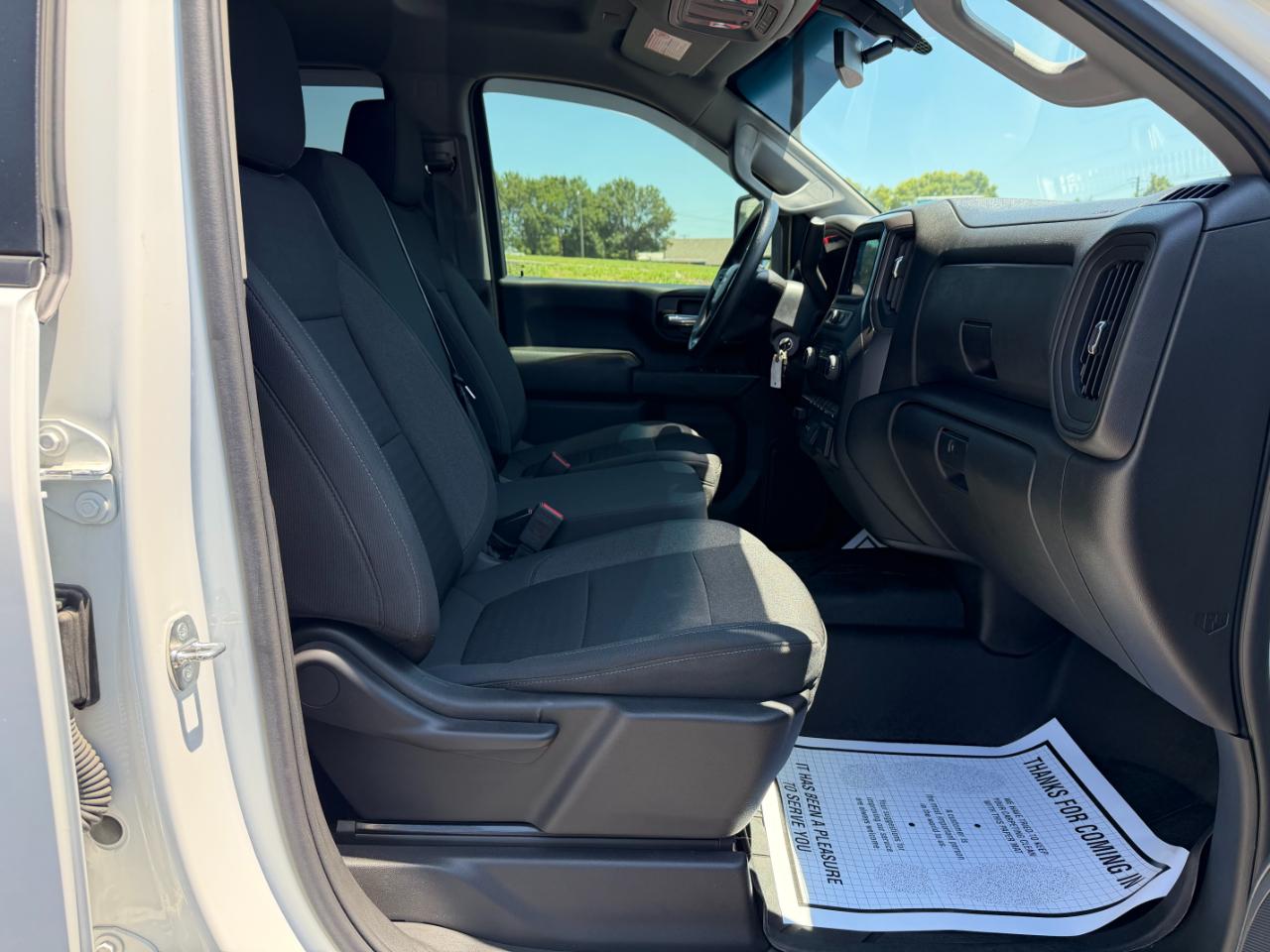 Chevrolet Silverado 2500HD Custom Crew Cab Short Box 4WD 2023