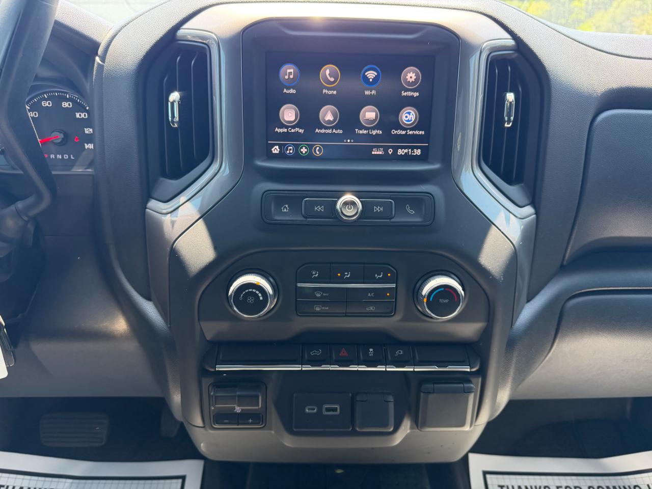 Chevrolet Silverado 2500HD Custom Crew Cab Short Box 4WD 2023