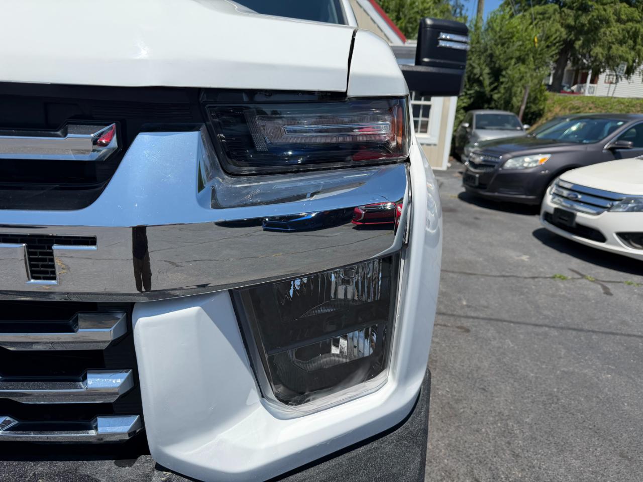 Chevrolet Silverado 2500HD Custom Crew Cab Short Box 4WD 2023