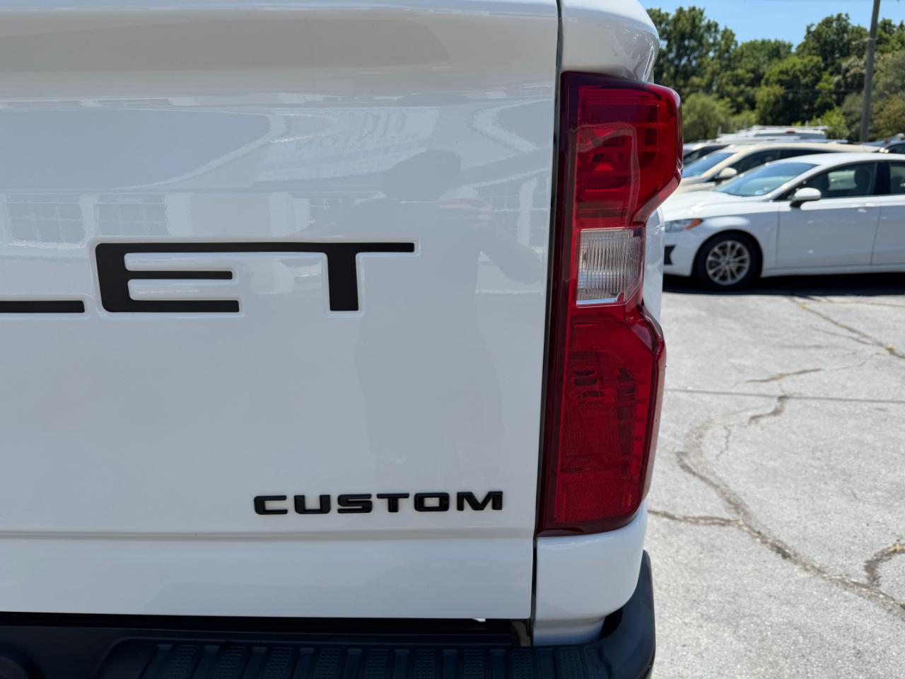 Chevrolet Silverado 2500HD Custom Crew Cab Short Box 4WD 2023