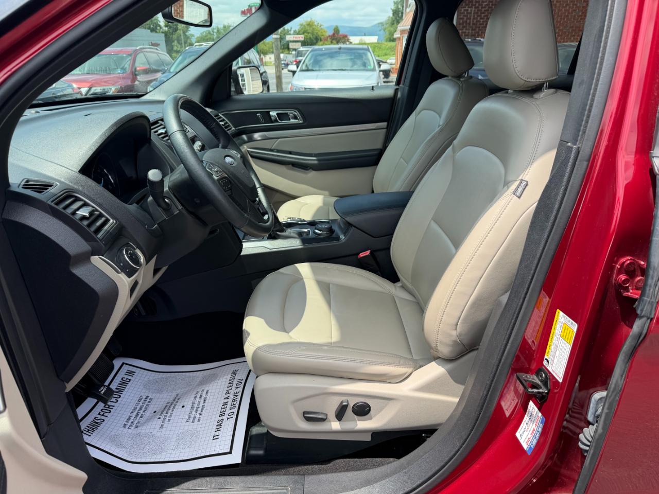 Ford Explorer XLT 4WD 2019