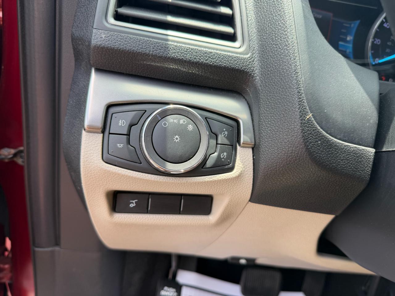 Ford Explorer XLT 4WD 2019