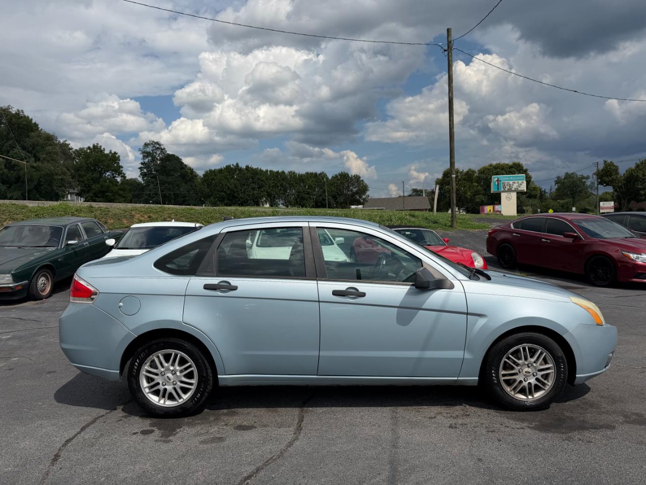 Ford Focus SE Sedan 2009