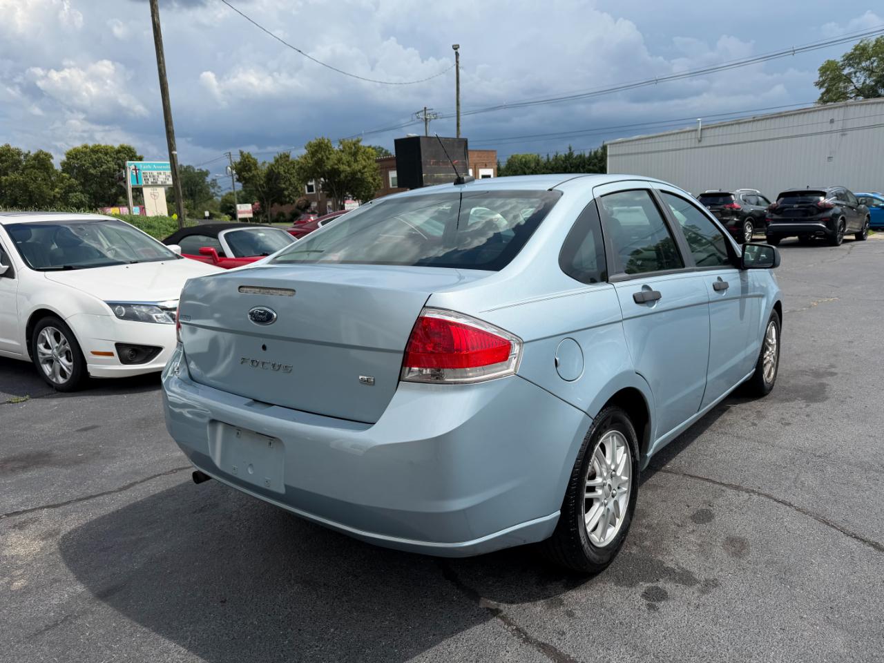 Ford Focus SE Sedan 2009