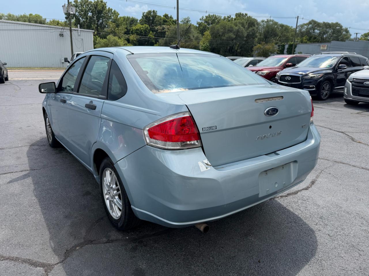 Ford Focus SE Sedan 2009
