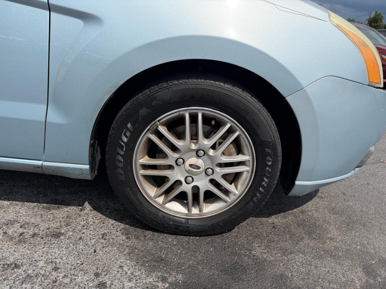 Ford Focus SE Sedan 2009