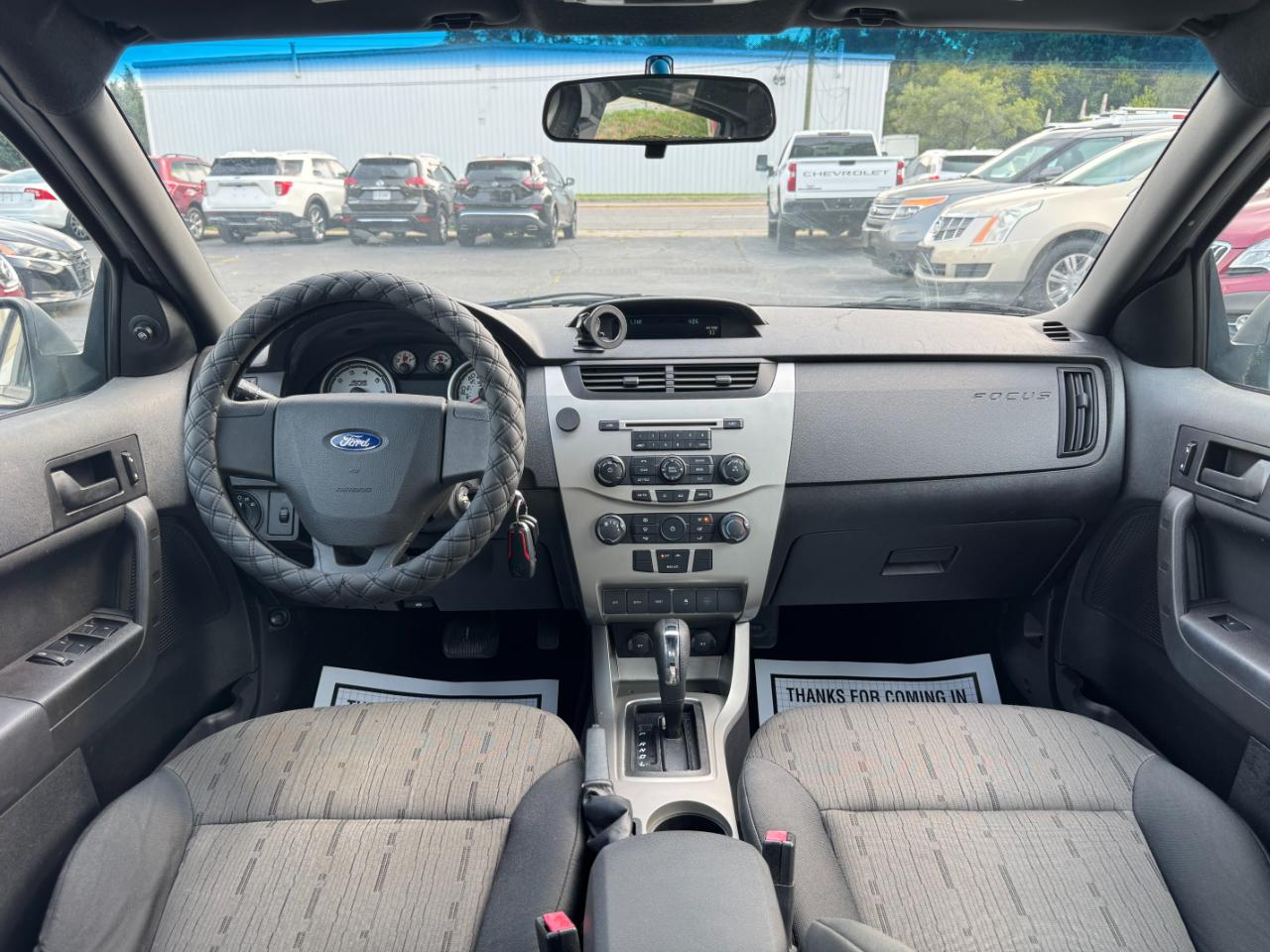 Ford Focus SE Sedan 2010