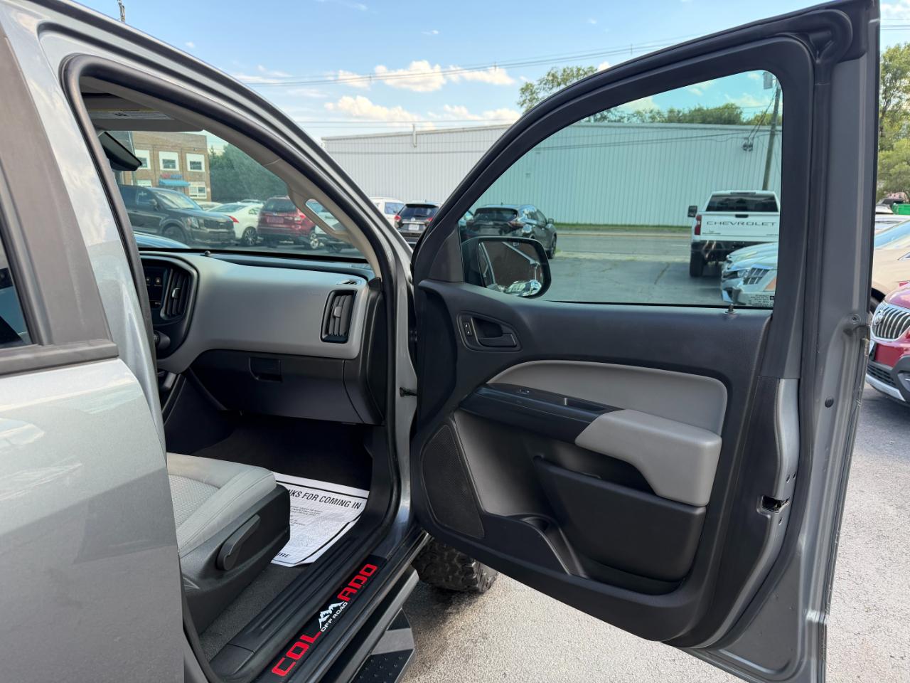 Chevrolet Colorado W/T Crew Cab 4WD 2021
