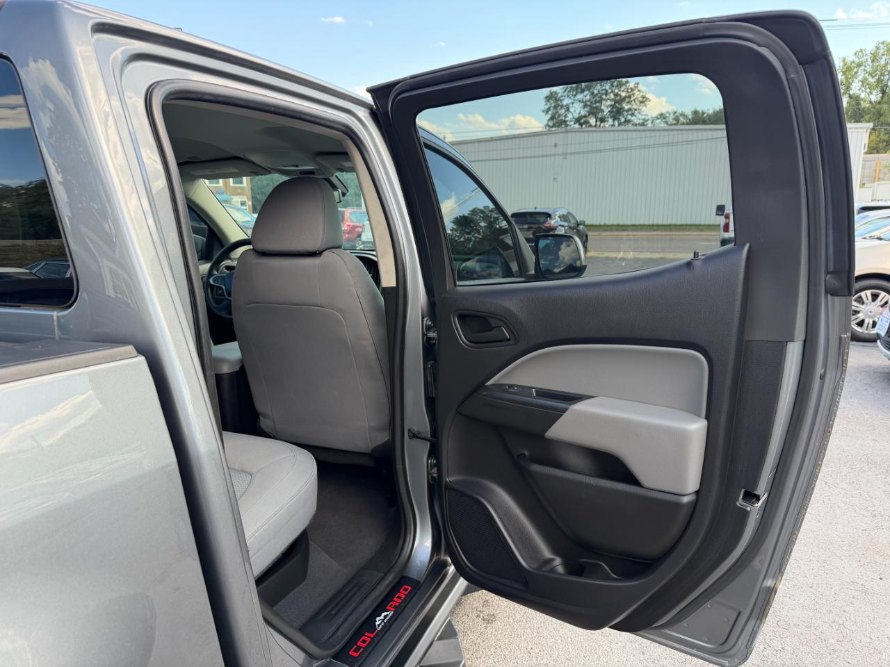 Chevrolet Colorado W/T Crew Cab 4WD 2021