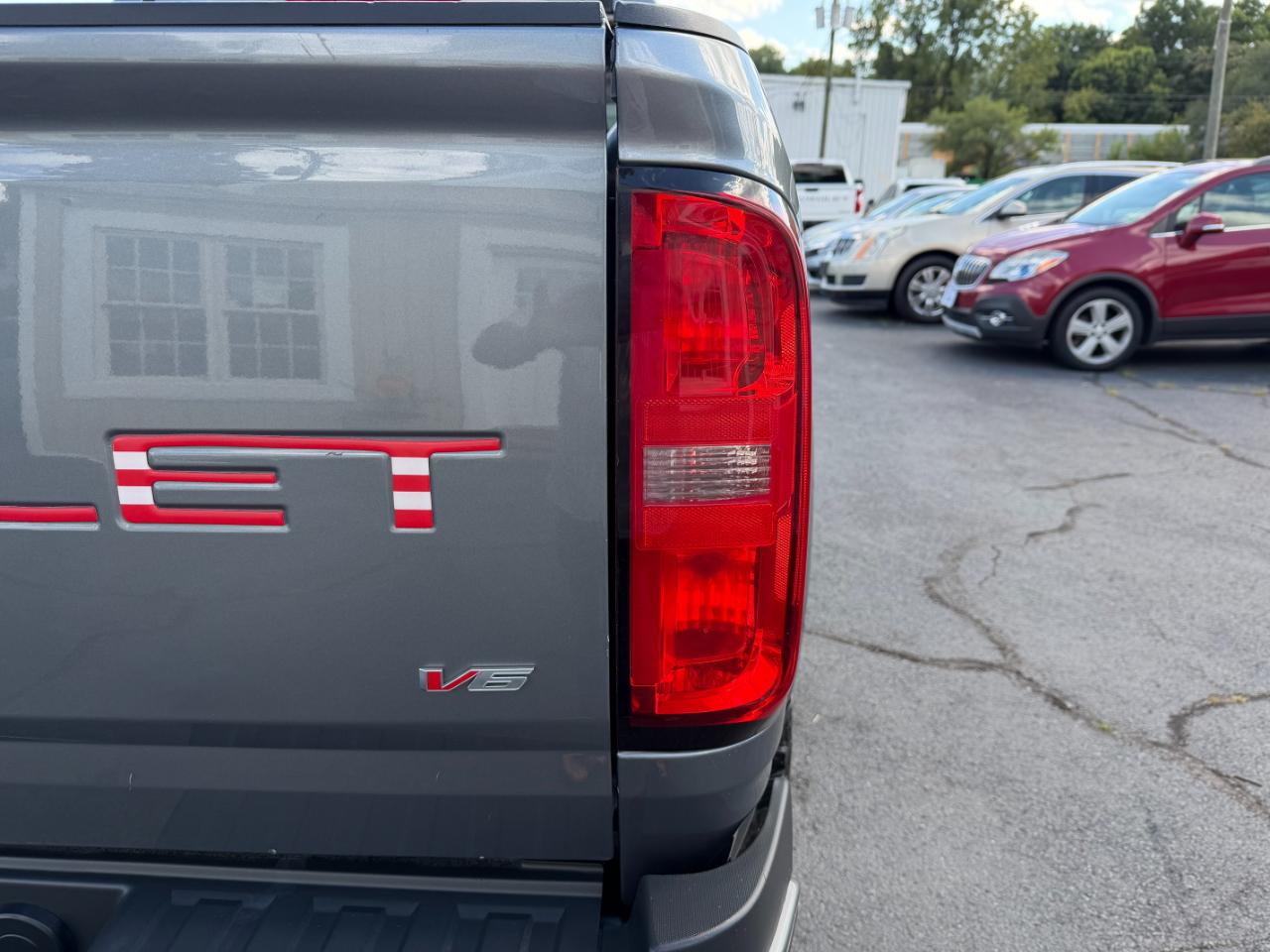 Chevrolet Colorado W/T Crew Cab 4WD 2021