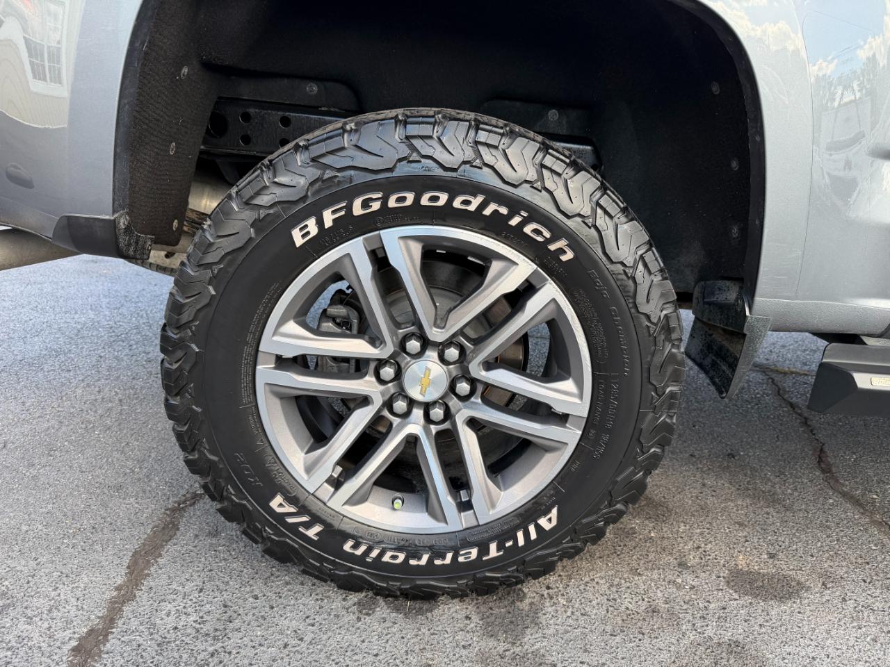 Chevrolet Colorado W/T Crew Cab 4WD 2021