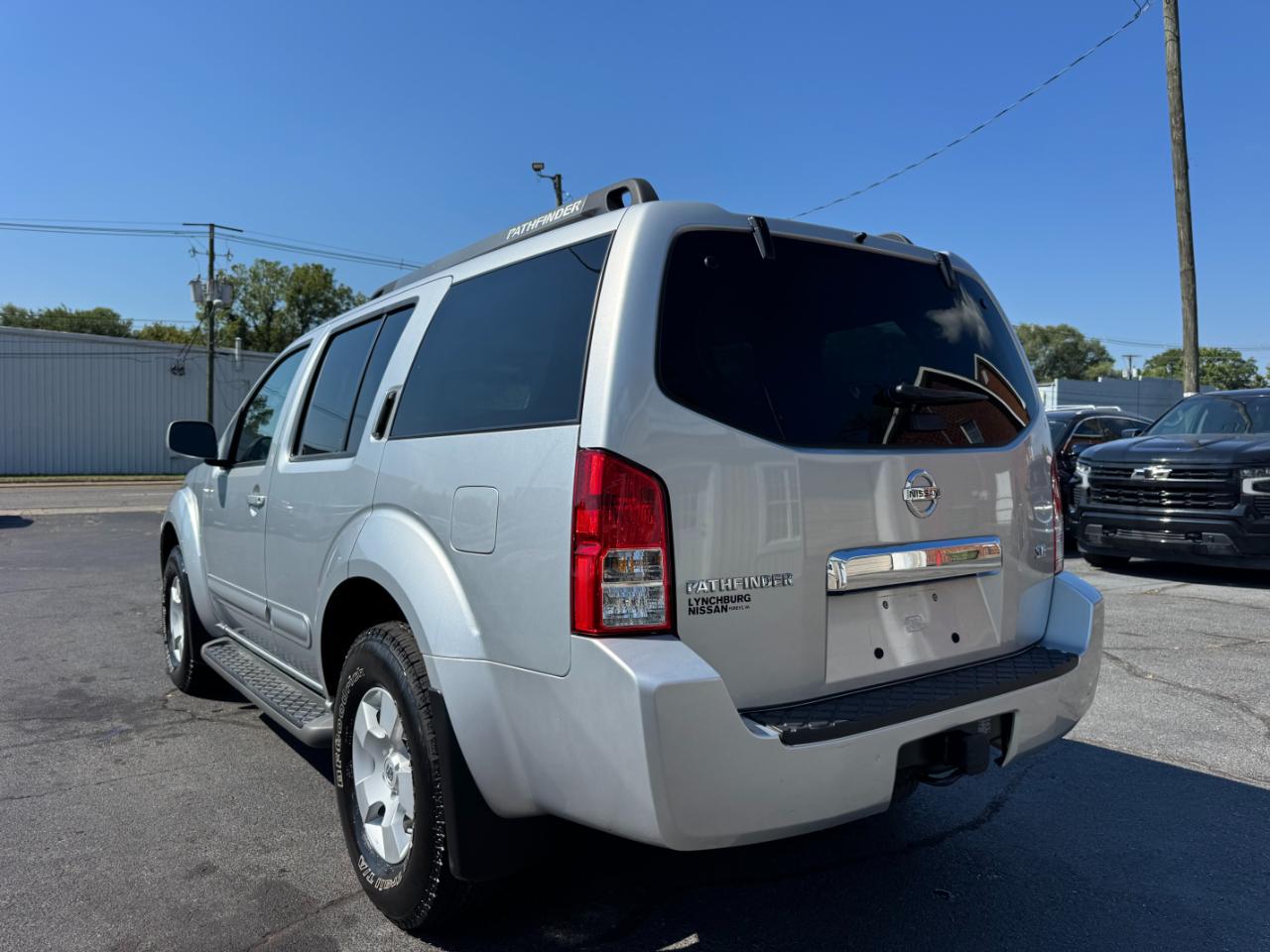 Nissan Pathfinder SE 4WD 2006