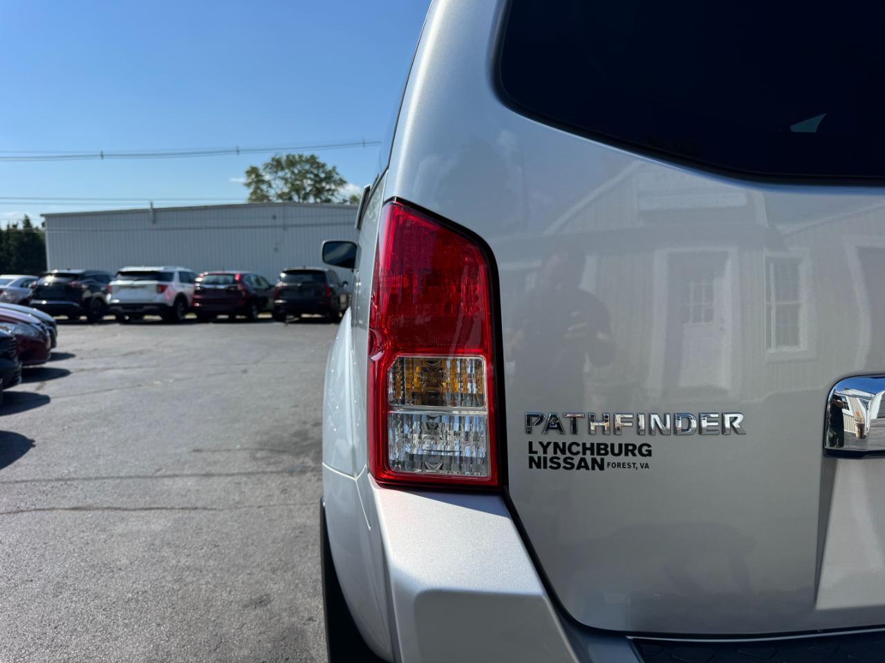 Nissan Pathfinder SE 4WD 2006