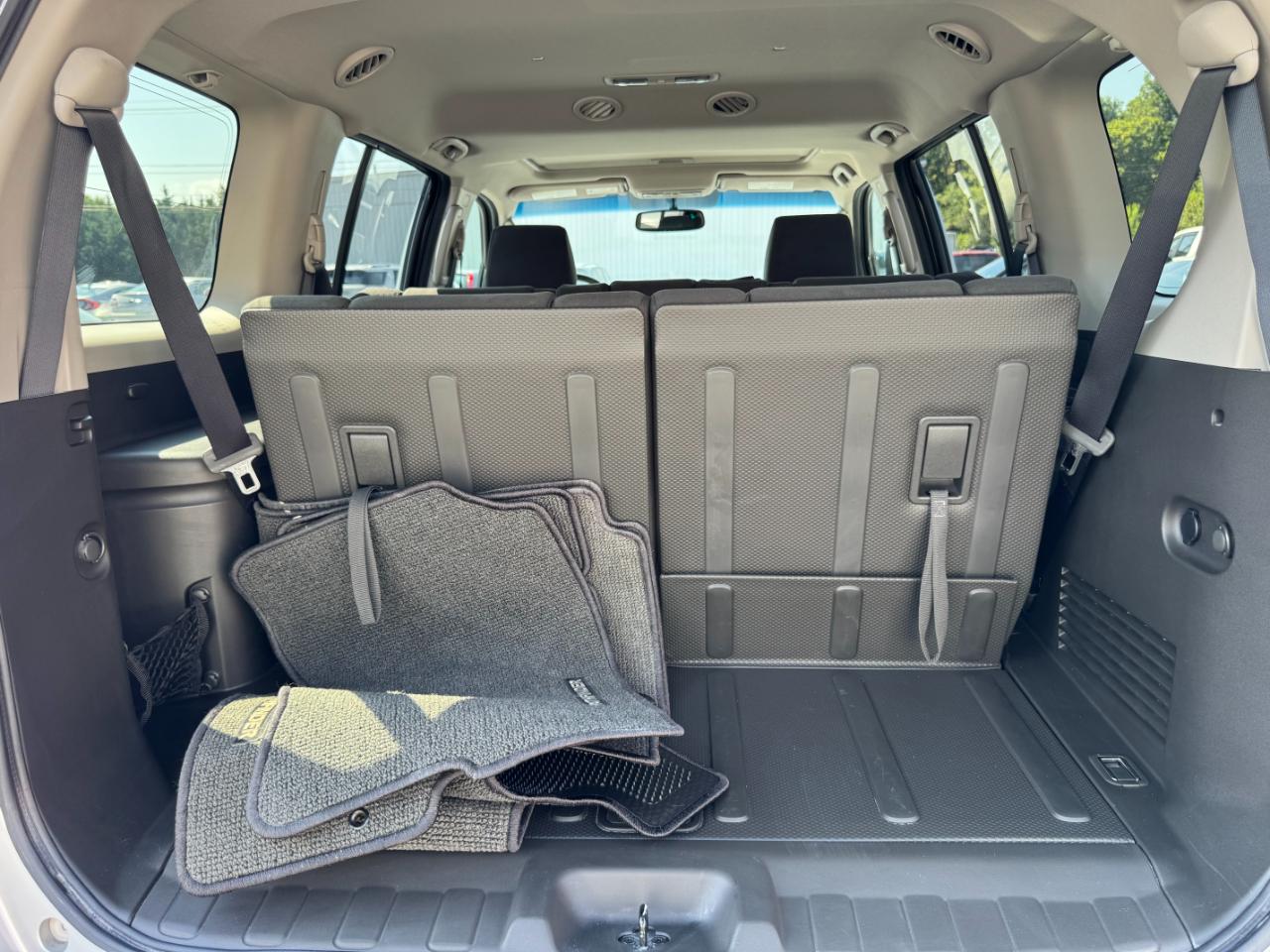 Nissan Pathfinder SE 4WD 2006