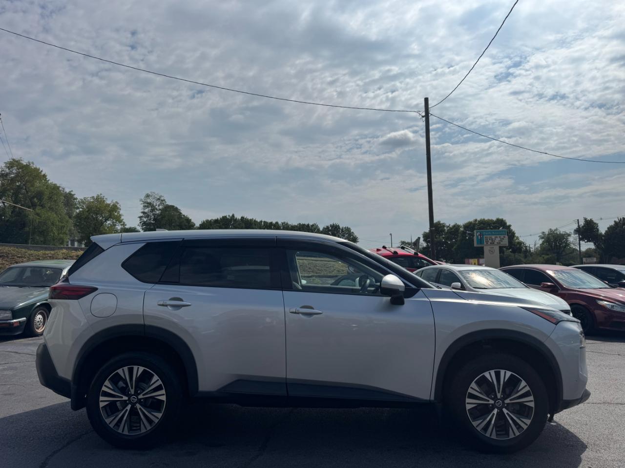 Nissan Rogue SV 2021