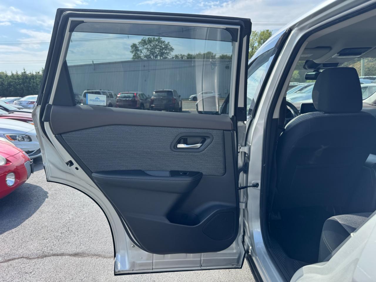 Nissan Rogue SV 2021