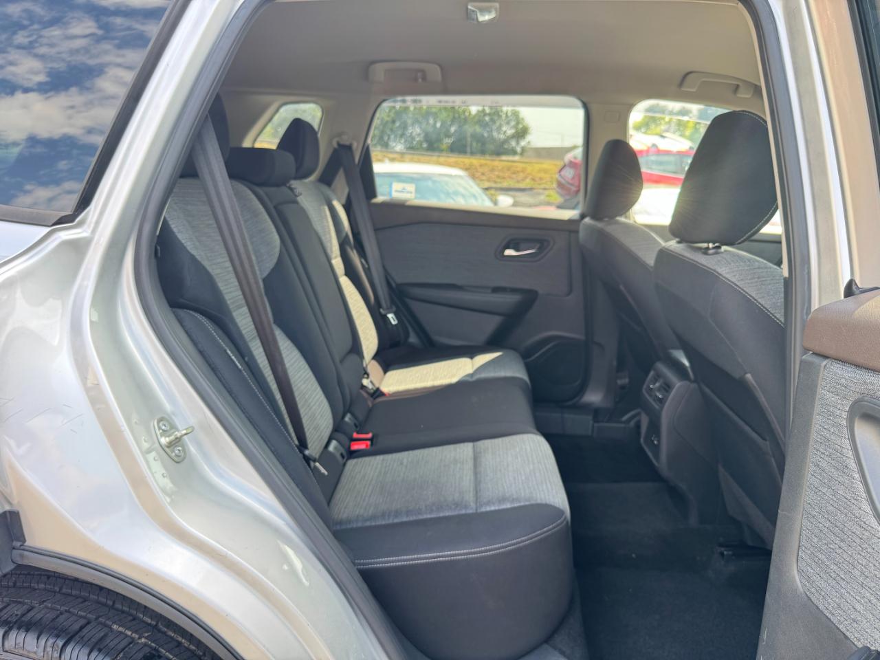 Nissan Rogue SV 2021