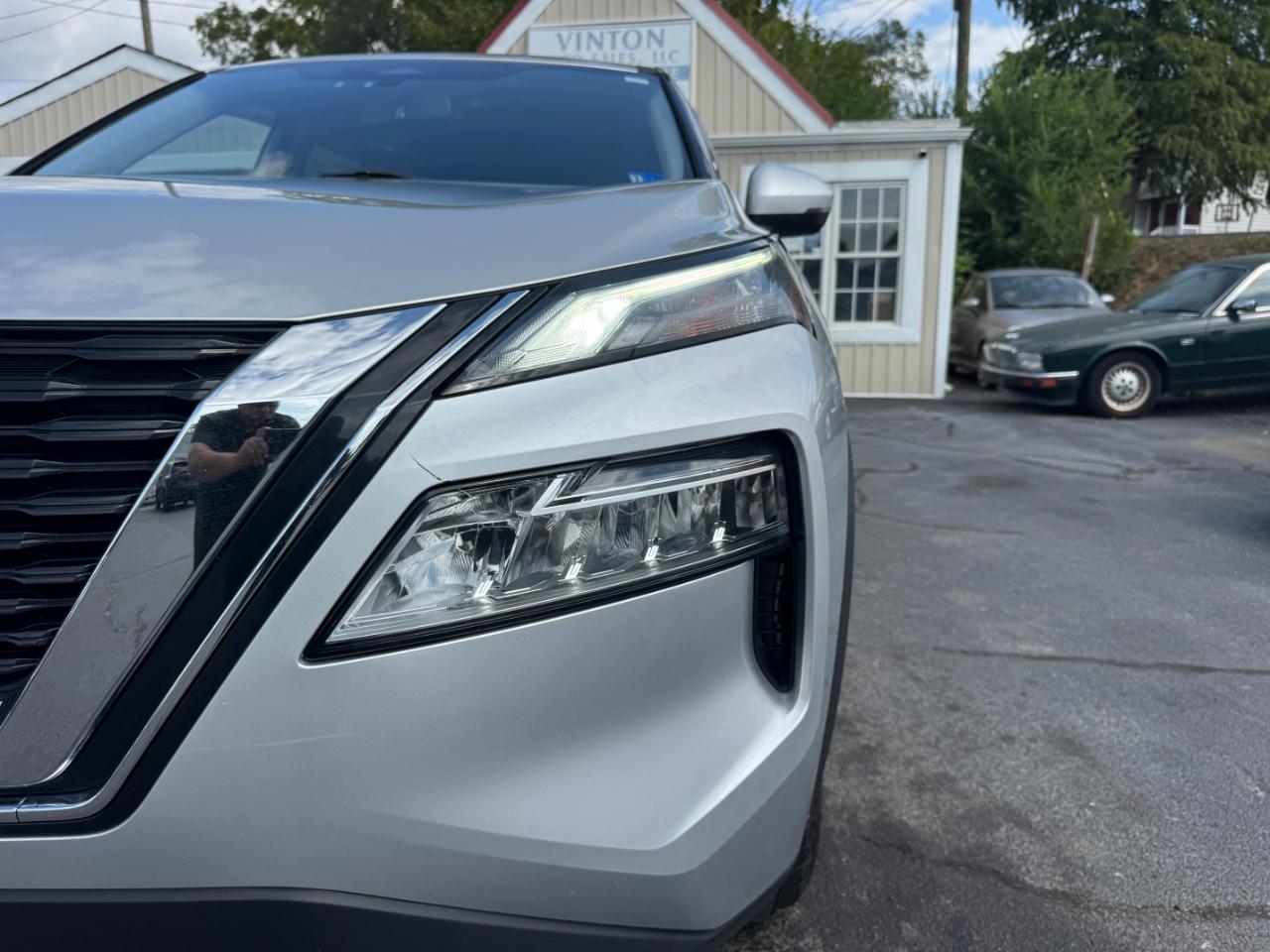 Nissan Rogue SV 2021