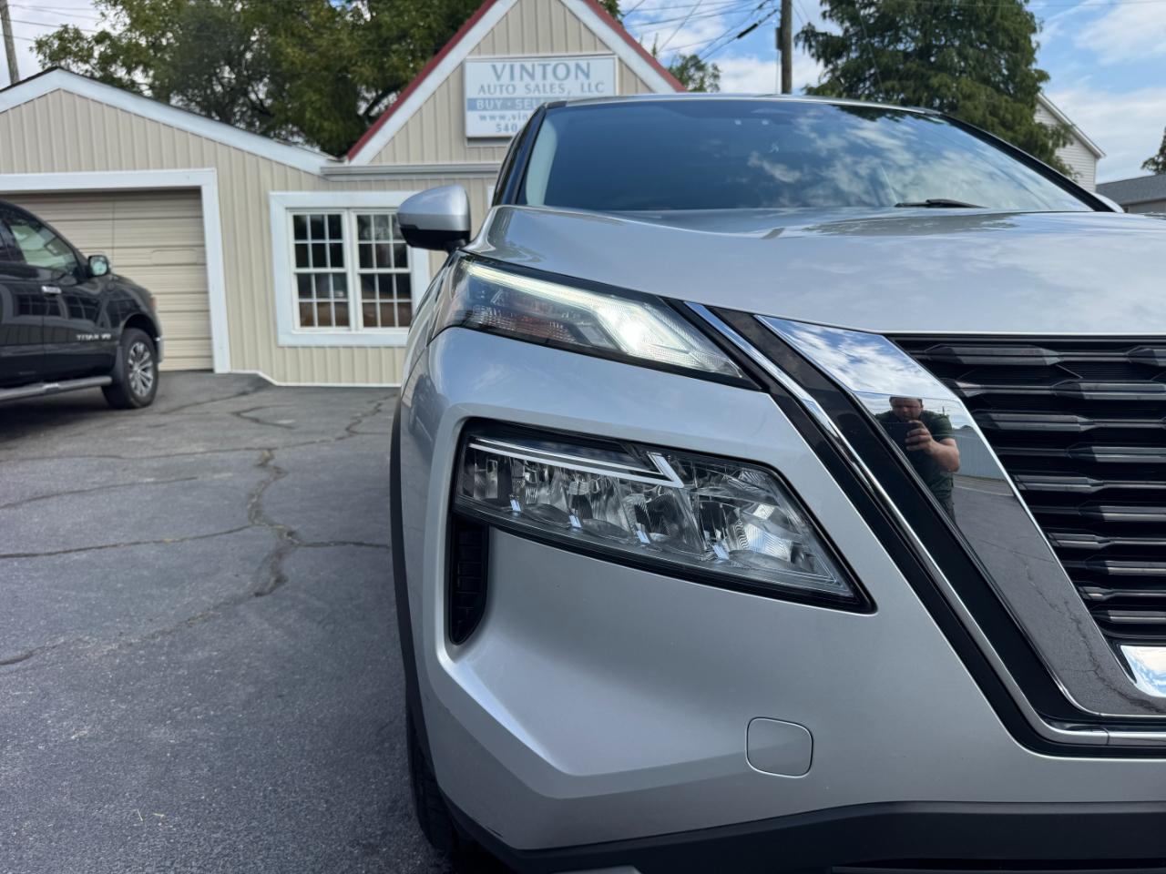 Nissan Rogue SV 2021